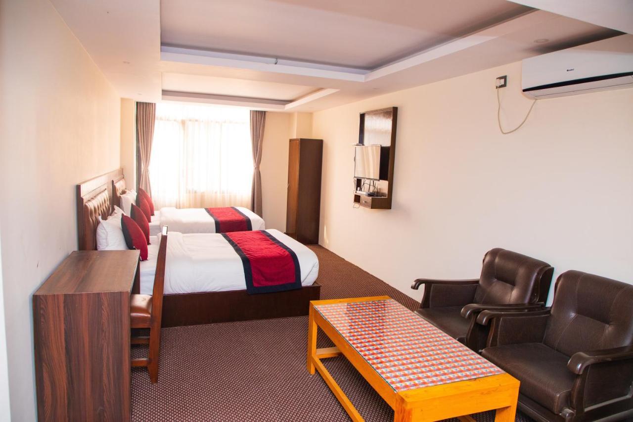 Hotel De Universal Kathmandu Buitenkant foto