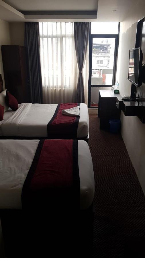 Hotel De Universal Kathmandu Buitenkant foto