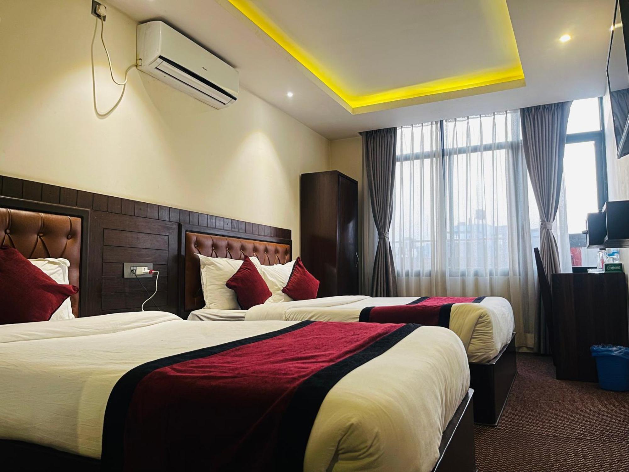 Hotel De Universal Kathmandu Buitenkant foto